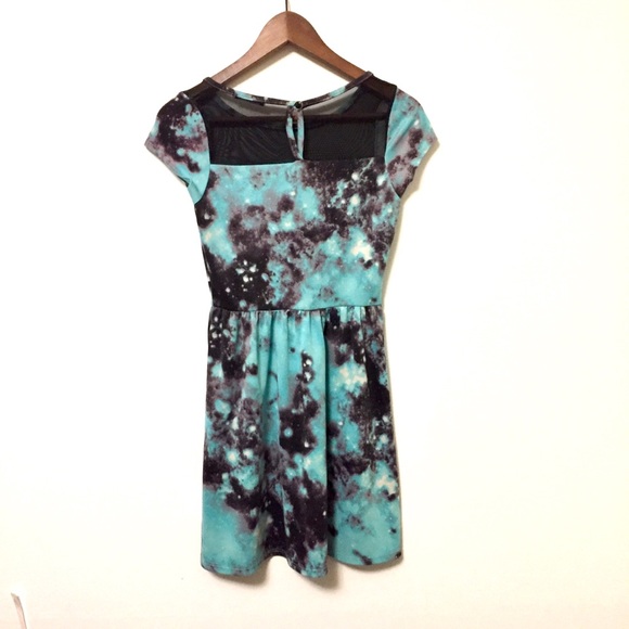 Space Dress of Awesomeness - Picture 3 of 5